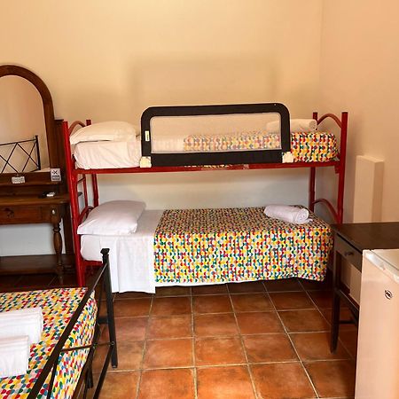 Agriturismo Le Folaghe แตร์ราชินา ภายนอก รูปภาพ