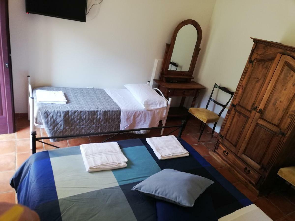 Agriturismo Le Folaghe แตร์ราชินา ภายนอก รูปภาพ